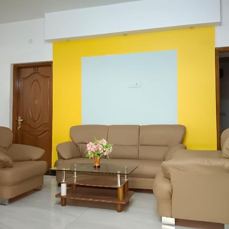 Savi'S Home Stay Ooty Kültér fotó